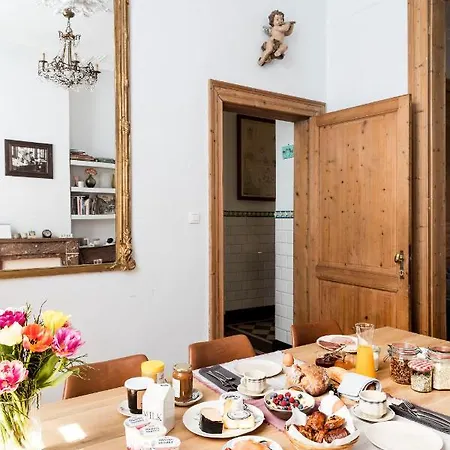 West Bed & Breakfast 2*